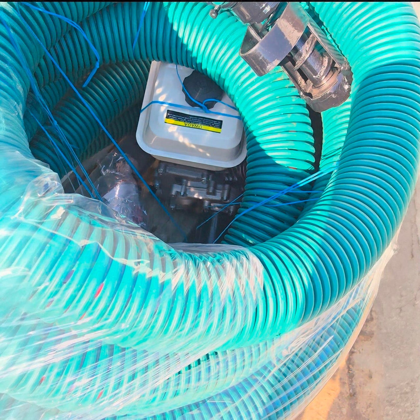 Gasoline flexible screw conveyor - 7 HP - the most powerful flexible conveyor