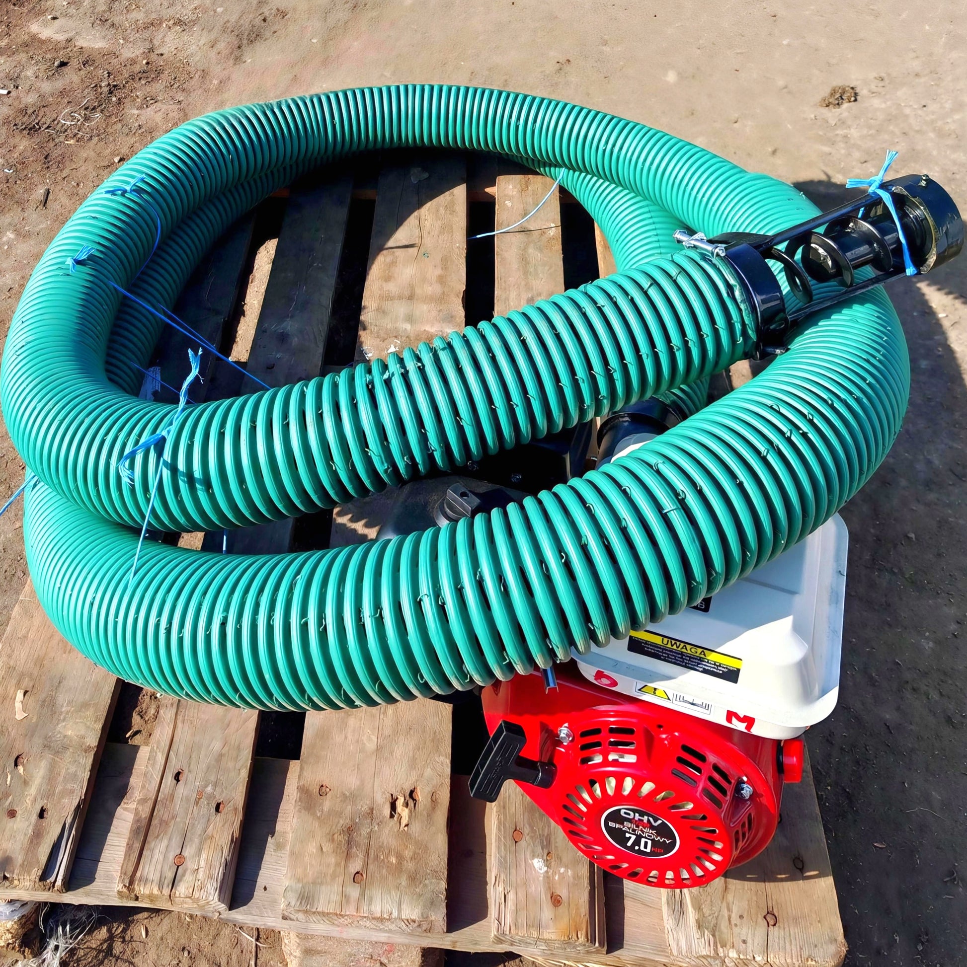 Gasoline flexible screw conveyor - 7 HP - the most powerful flexible conveyor