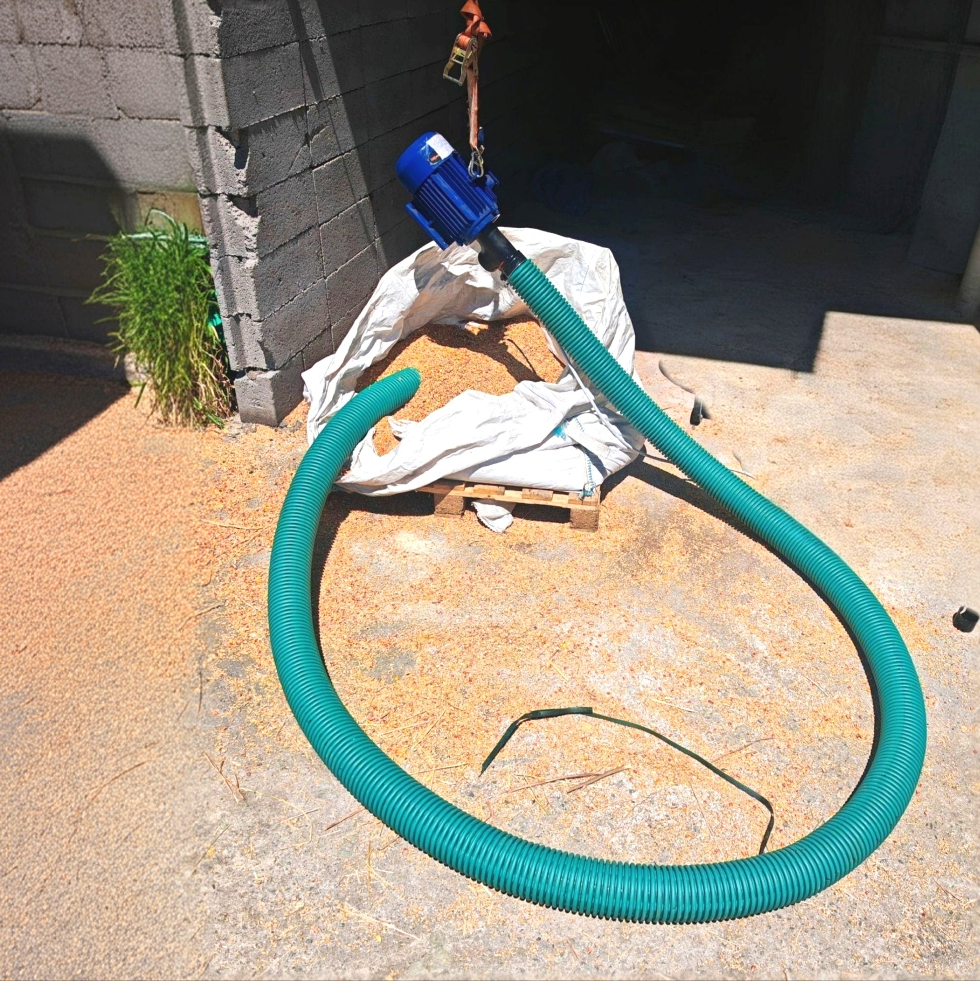 flexible screw conveyor with 380V motor